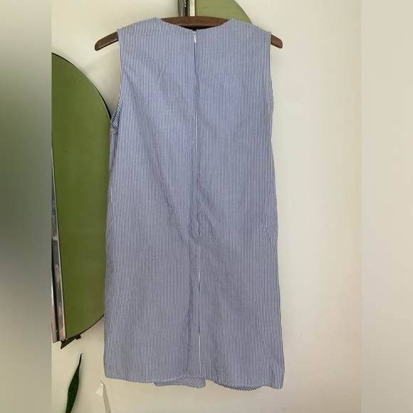 Dress - Picture 4 of 4